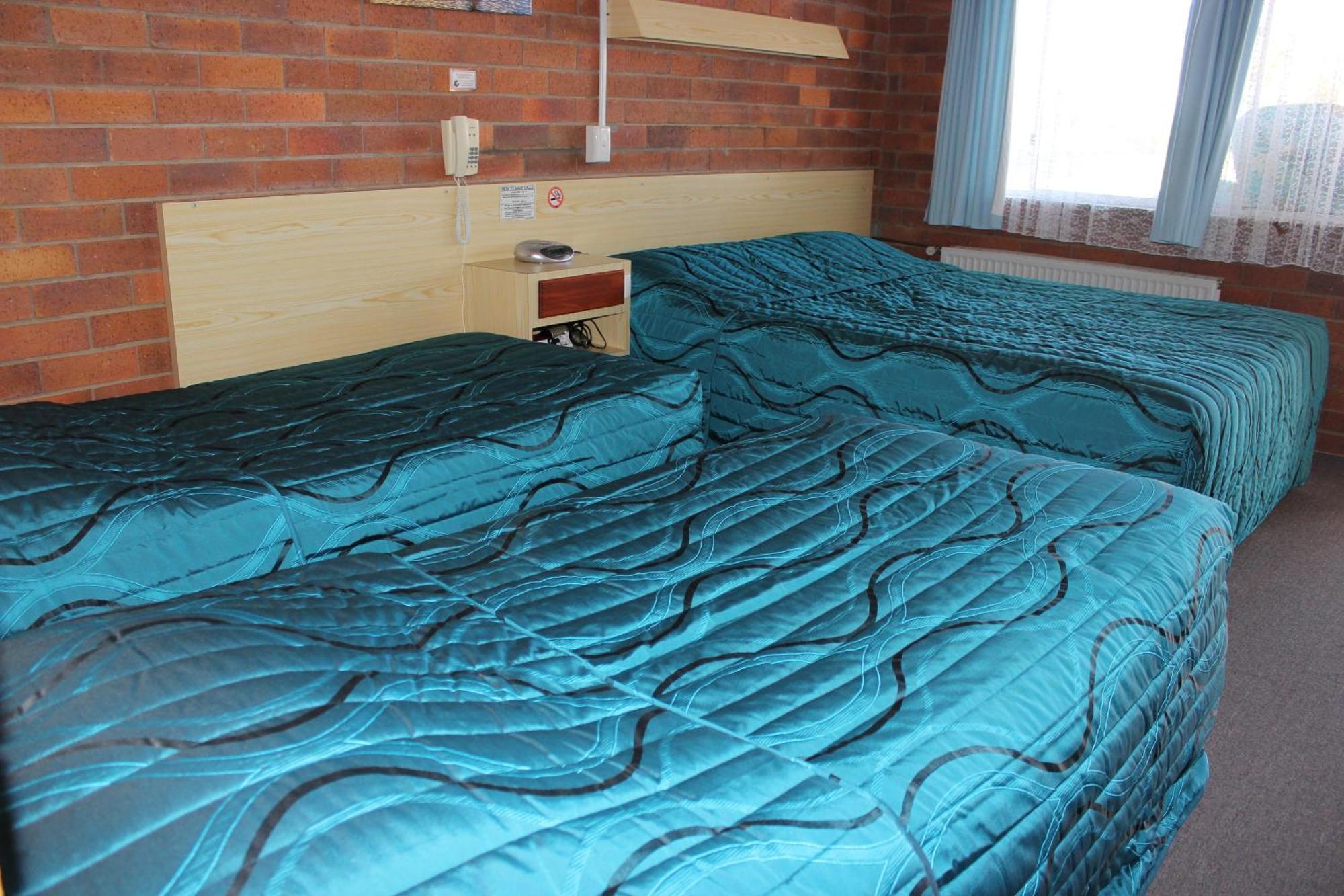 Glen Innes Lodge Motel Oda fotoğraf
