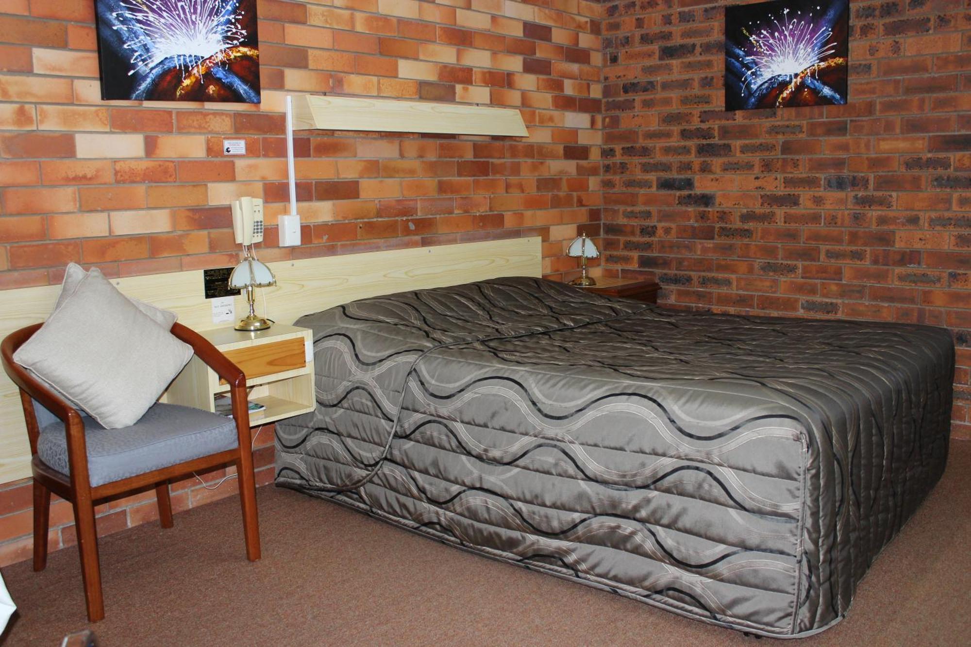 Glen Innes Lodge Motel Oda fotoğraf
